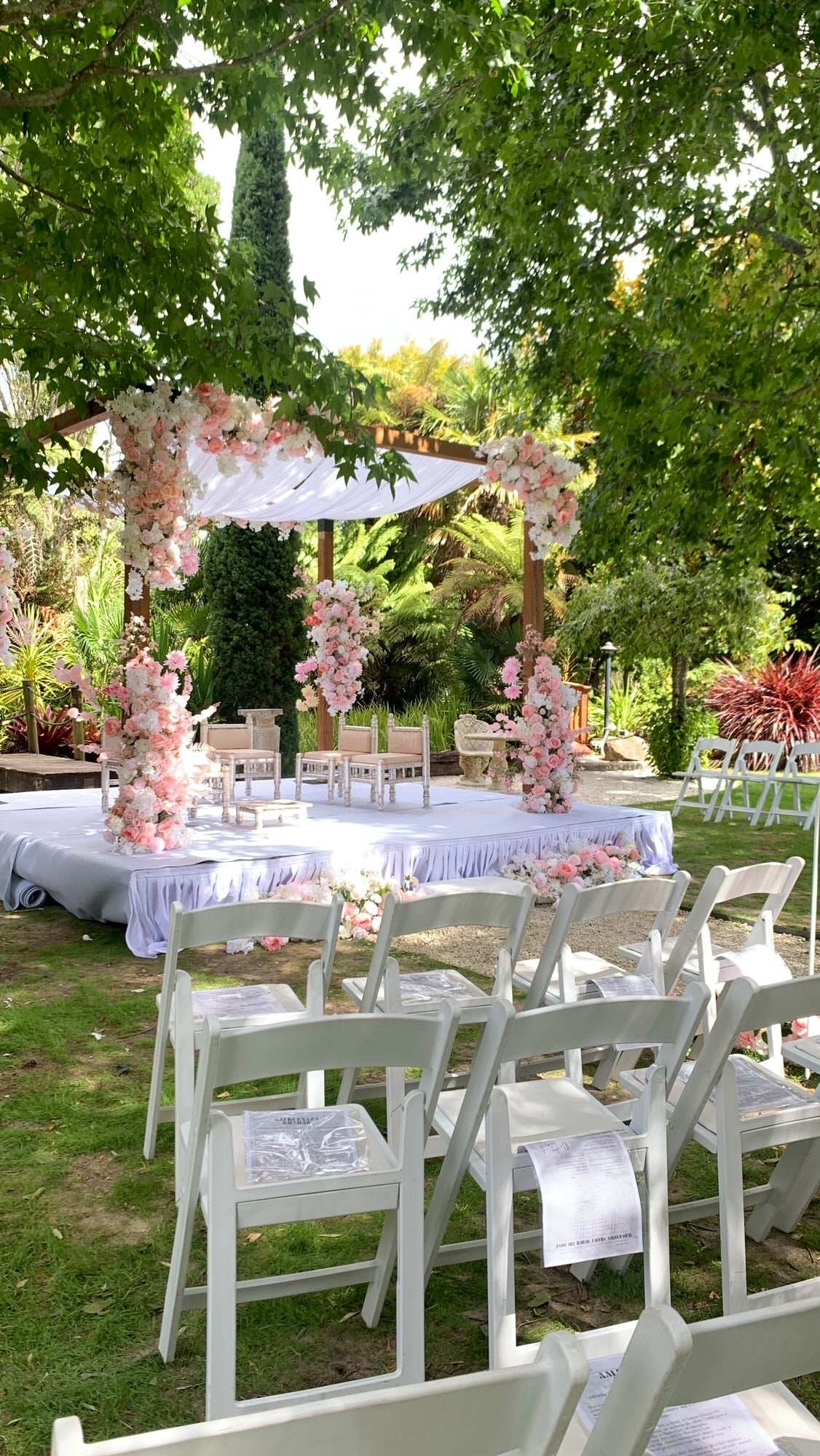 Wooden Mandap | Rustic Mandap – HIRE 'N CHILL