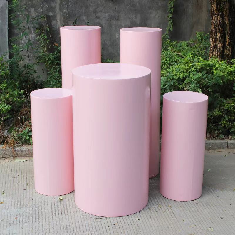 Pink Round Plinth Set