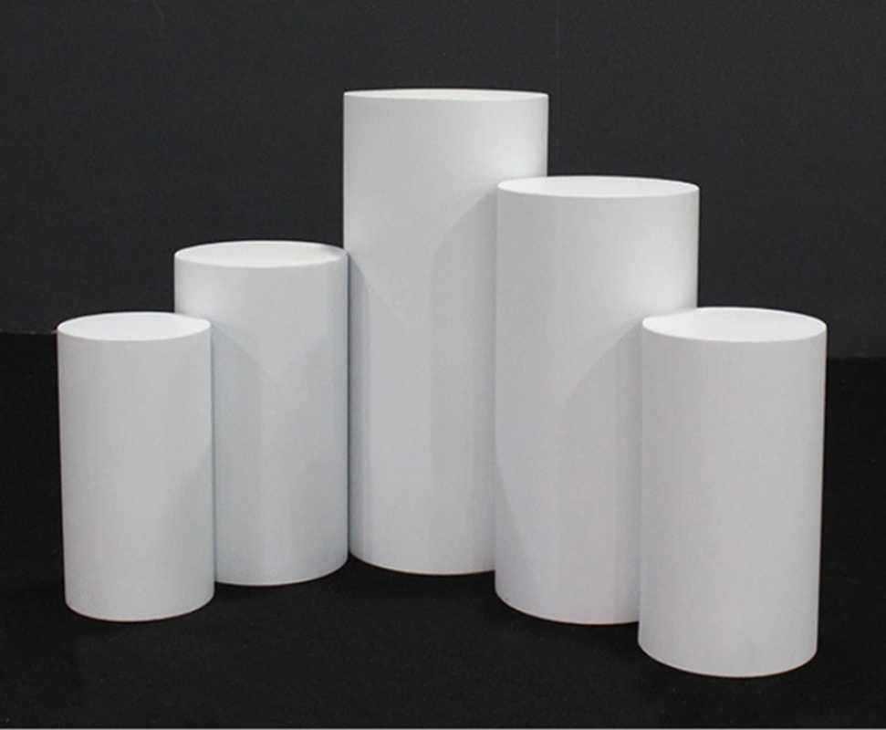 White Round Plinth Set